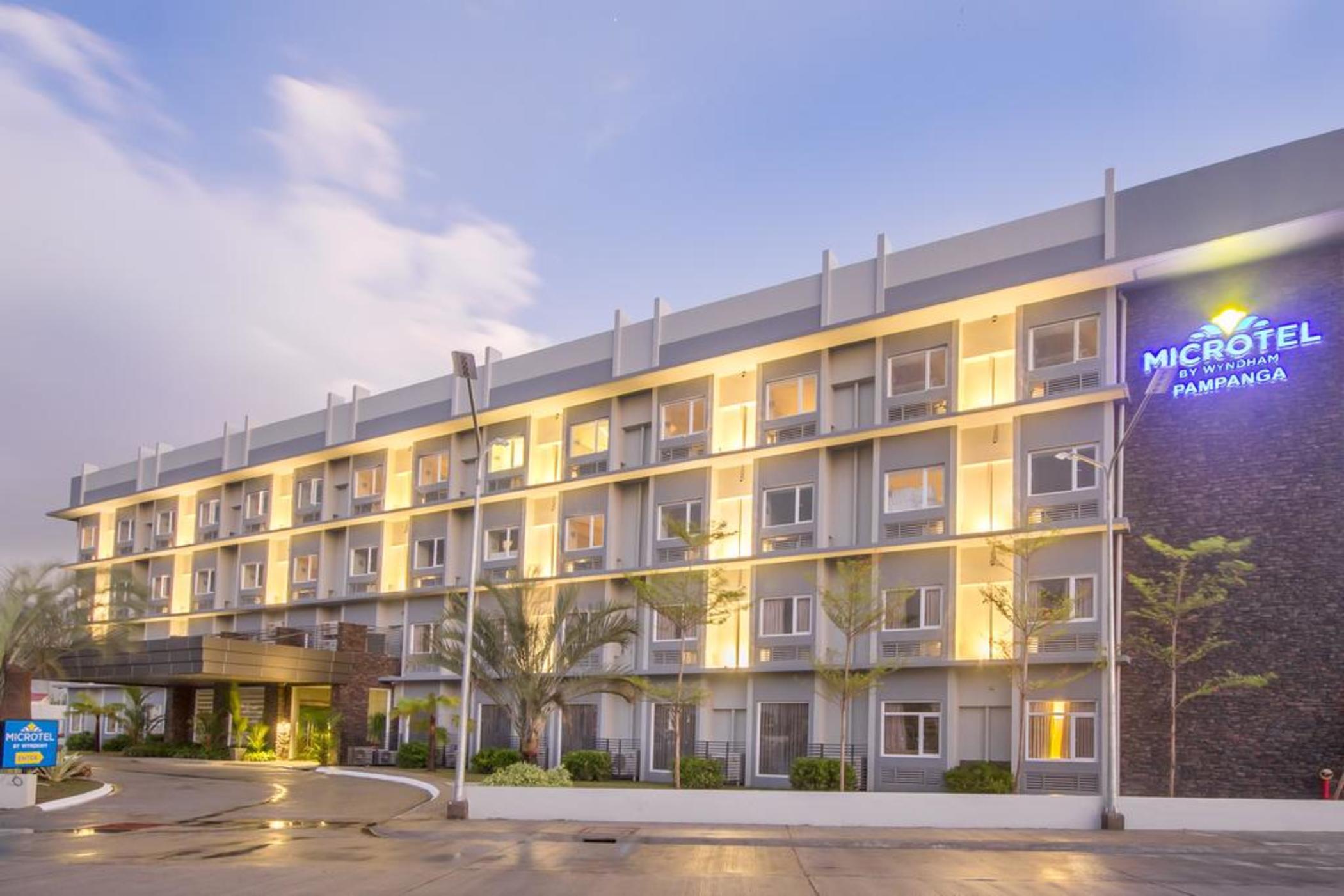 Microtel Inn & Suites By Wyndham San Fernando San Fernando  Exterior foto