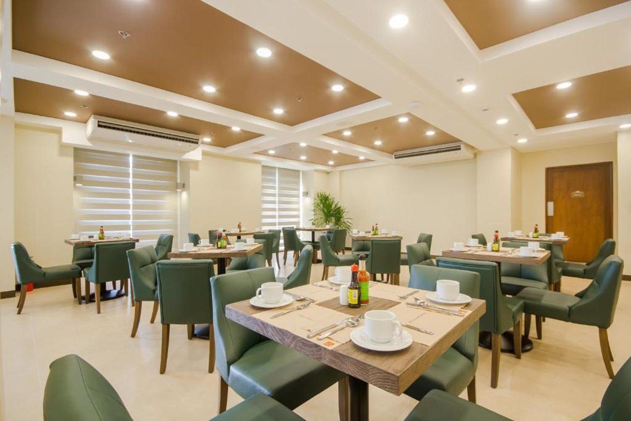 Microtel Inn & Suites By Wyndham San Fernando Exterior foto